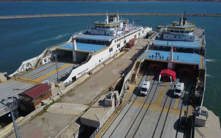 Bitliste Feribotlarla Deprem Tatbikati Yapildi habermeydan