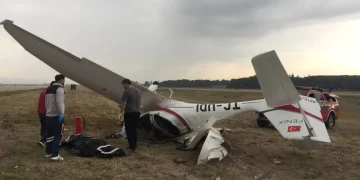 Bursa’da eğitim uçağı düştü! 2 pilot yaşamını yitirdi