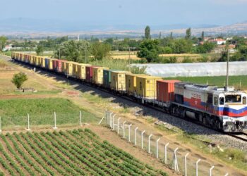 Bakan Uraloğlu: 13,3 Kilometre Uzunlukta İltisak Hattı Yapım Çalışması Sürüyor