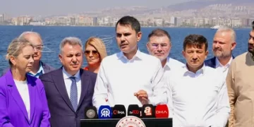 Bakan Kurum: İzmir Körfezi kaderine terk edilemez