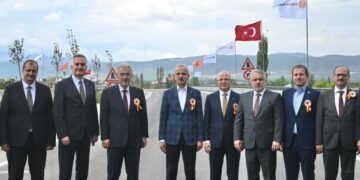 İznik Çevre Yolu İle 15 Dakikalık Yol 4 Dakikaya İndi