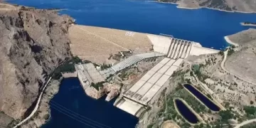 Keban Barajı 283 milyar kilovatsaat elektrik enerjisiyle ekonomiye 744 milyarlık katkı sağladı