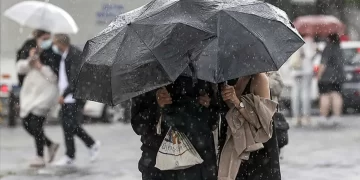 Meteoroloji’den kuvvetli sağanak ve fırtına uyarısı!