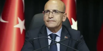 Bakan Şimşek duyurdu! Vergi borcu ve cezası bulunan mükelleflerin isimleri paylaşılacak