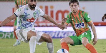 Alanyaspor, Rizespor’u tek golle geçti!
