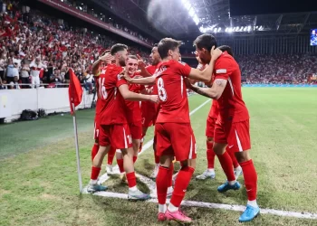 Bizim Çocuklar, İzlanda’yı 3 golle devirdi!