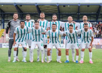 Bursaspor, olaylı maçta Düzcespor’u deplasmanda 2 golle geçti!
