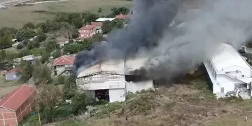 Çatalca’da fabrika yangını! Müdahale devam ediyor