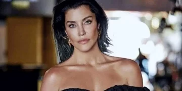Deniz Akkaya, kızına şiddet uyguladığı iddiasıyla hapis cezasına çarptırıldı