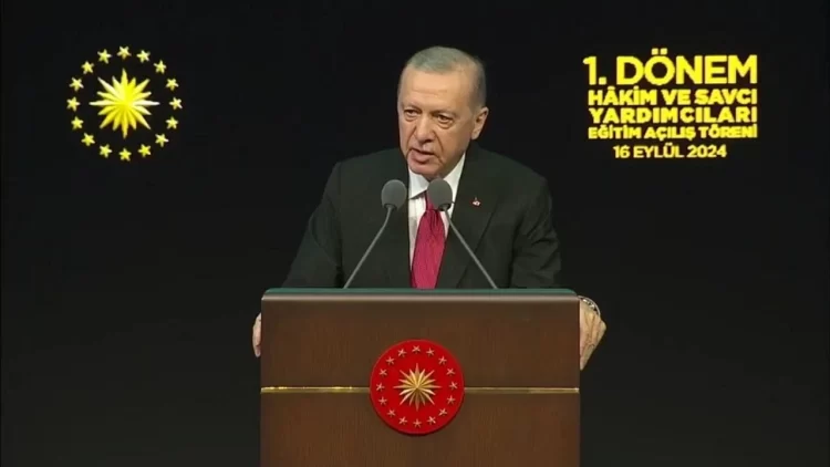 Erdoğan'dan "Sosyal medya operasyon aygıtı oldu" açıklaması erdogan habermeydan