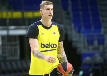 Fenerbahçe Beko’nun yeni transferi Luka Samanic ülkesine döndü!