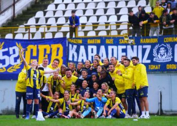 Fenerbahçe Petrol Ofisi deplasmanda farklı kazandı!
