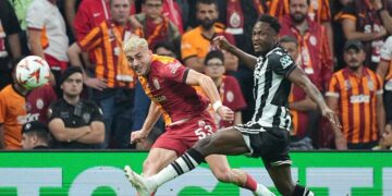 Galatasaray, PAOK’u 3 golle devirdi!