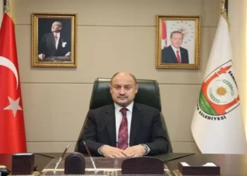 Şanlıurfa Büyükşehir Belediye Başkanı Mehmet Kasım Gülpınar, Yeniden Refah Partisi’nden ayrıldı