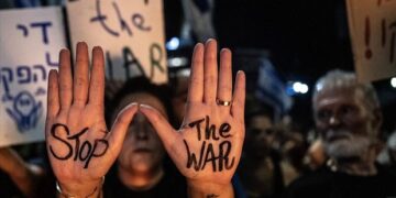 İsrail’de genel grev hayatı durdurdu