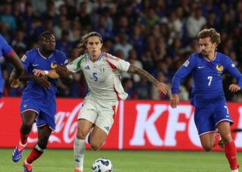 İtalya, Fransa’yı deplasmanda 3 golle devirdi!