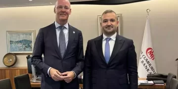 TCMB Başkanı Karahan, Hollanda Merkez Bankası Başkanı ile bir araya geldi