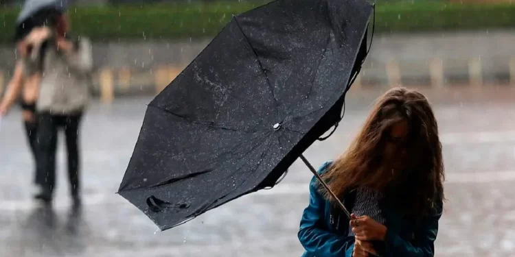 Meteoroloji’den yeni uyarı: İstanbul’da sağanak yağış geçişlerine dikkat!