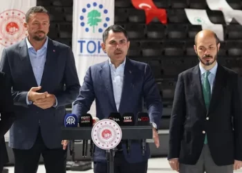 Bakan Kurum: İstanbul’a modern üst düzey bir tesis kazandırmanın mutluluğu içerisindeyiz