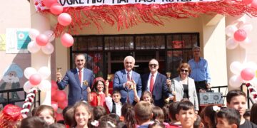 Muş’ta, 109 bin 163 öğrenci için ilk ders zili çaldı!