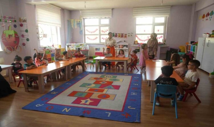 mus ta 15 bin 544 ogrenci icin uyum egitimi basladi habermeydan