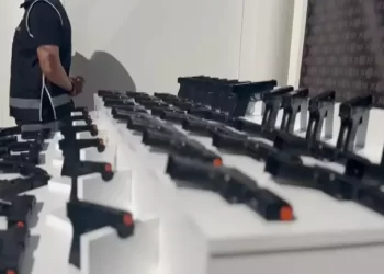 TEM’de operasyon: 3 araçta 101 ruhsatsız tabanca ele geçirildi