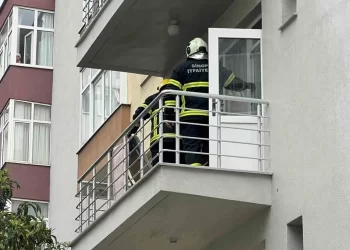 Sinop’ta bir evin balkonunda çıkan yangın korkuttu!
