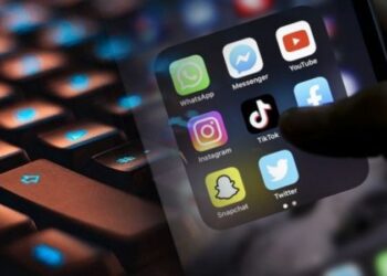 AK Parti, sosyal medya için yeni bir düzenleme hazırlığında