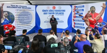 Taha Akgül, Güreş Federasyonu Başkanlığı’na adaylığını açıkladı!