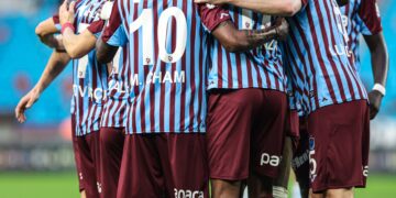 Trabzonspor, Konyaspor karşısında ilk galibiyetini aldı!