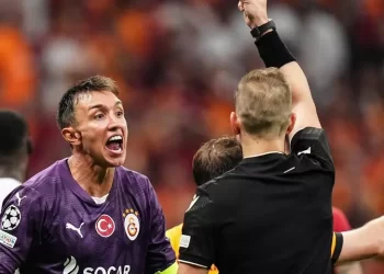 UEFA’dan, Fernando Muslera’ya ceza!
