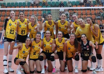 VakıfBank, Aydın BBSK’yı rahat geçti!