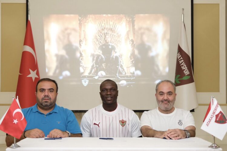 Vincent Aboubakar, Hatayspor'a imzayı attı! vincent aboubakar hatayspor a imzayi atti habermeydan