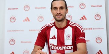 Yusuf Yazıcı, Olimpiakos ile sözleşme imzaladı!