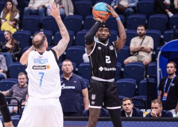 Zenit BC 83-80 Beşiktaş Fibabanka Zenit BC 83-80 Beşiktaş Fibabanka