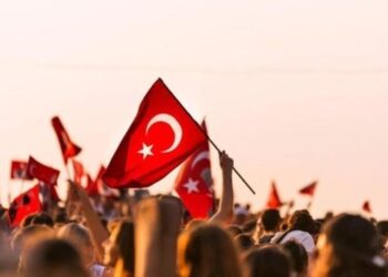 29 Ekim Cumhuriyet Bayramı tatili kaç gün? 28 Ekim yarım gün tatil mi?