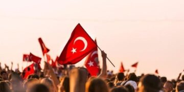 29 Ekim Cumhuriyet Bayramı tatili kaç gün? 28 Ekim yarım gün tatil mi?