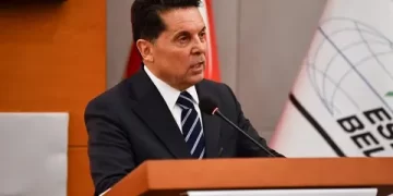 Esenyurt Belediye Başkanı Ahmet Özer kimdir?