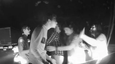 Bursa'da 112 çalışanlarını darp eden şahıslar yakalandı Bursada 112 calisanlarini darp eden sahislar yakalandi habermeydan