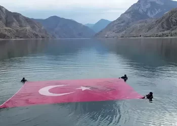 Jandarma’dan Cumhuriyet’in 101’inci Yıl Dönümü Mesajı