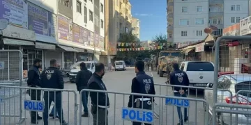 DEM Parti Iğdır İl Binasına operasyon! İl Başkanı gözaltında