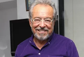 Güneri Cıvaoğlu hayatını kaybetti