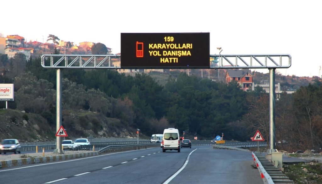 Bakan Uraloğlu: 3 Bin 47 Kilometrelik Haberleşme Altyapısının Tesisi Tamamlandı Haberlesme Altyapisi habermeydan