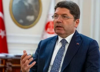 Bakan Tunç: İlk 4 madde ile ilgili bir tartışma söz konusu değildir