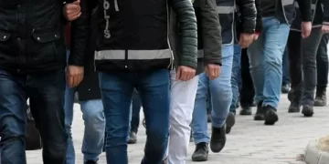 FETÖ’ye Yönelik Düzenlenen Operasyonlarda 15 Şüpheli Yakalandı