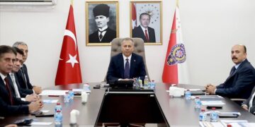 Bakan Yerlikaya: Kadınların Huzuruna Kast Edenlere Nefes Aldırmayacağız