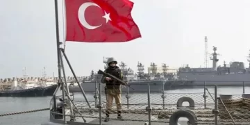 Lübnan’da Türk bayraklı gemilerin güvenlik seviyesi 3’e çıkarıldı