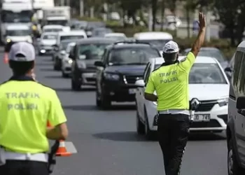 Yurt genelinde trafik denetimi: 535 bin 705 araca/sürücüye işlem yapıldı