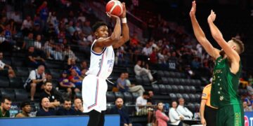 Anadolu Efes 100-59 Yalovaspor