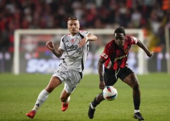 Beşiktaş, Gaziantep'te 90+5'te yıkıldı! Beşiktaş, Gaziantep’te 90+5’te yıkıldı!